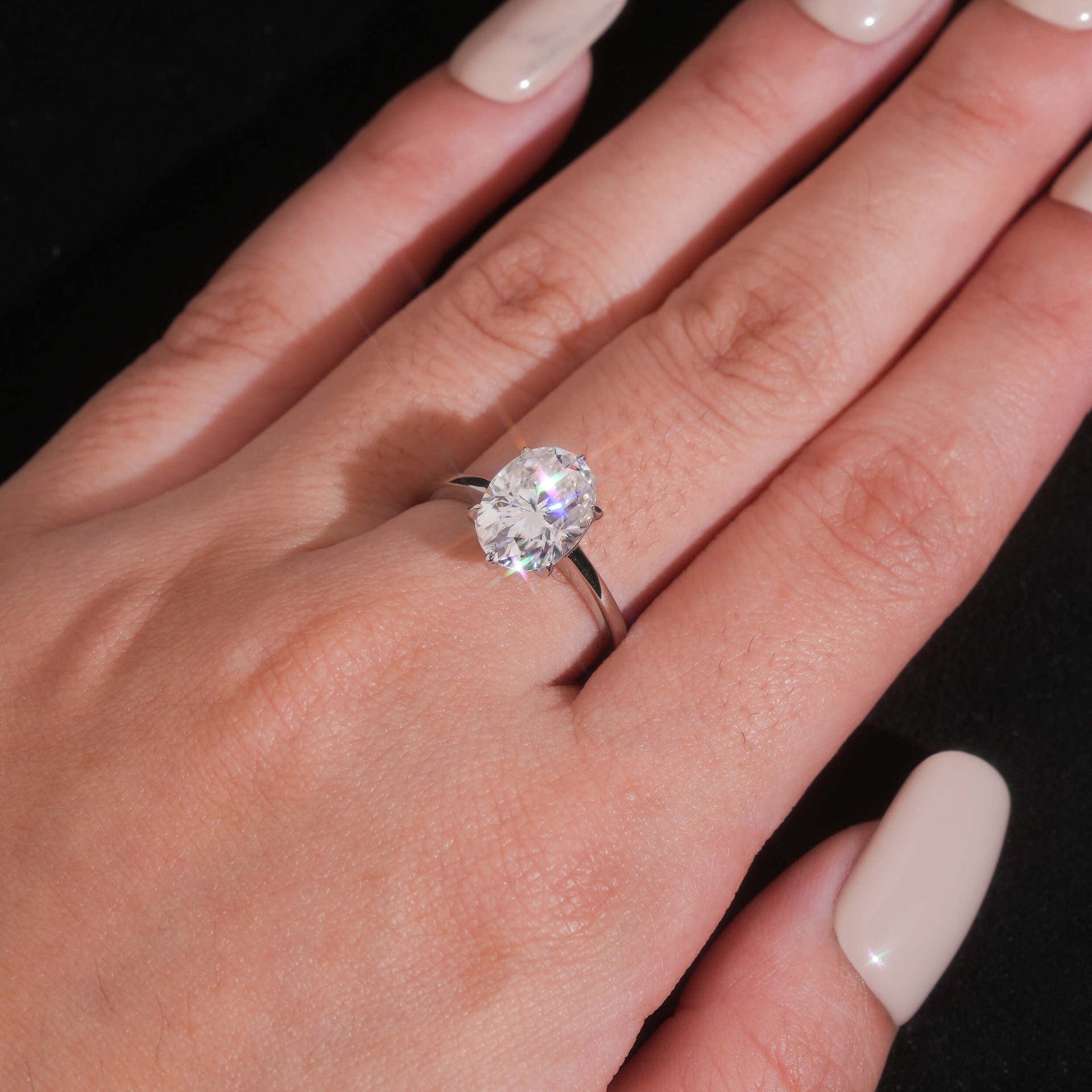 Elegant 925 Silver Oval Zircon Ring – Premium Crafted, Trendy Design, Perfect Birthday Gift for Women