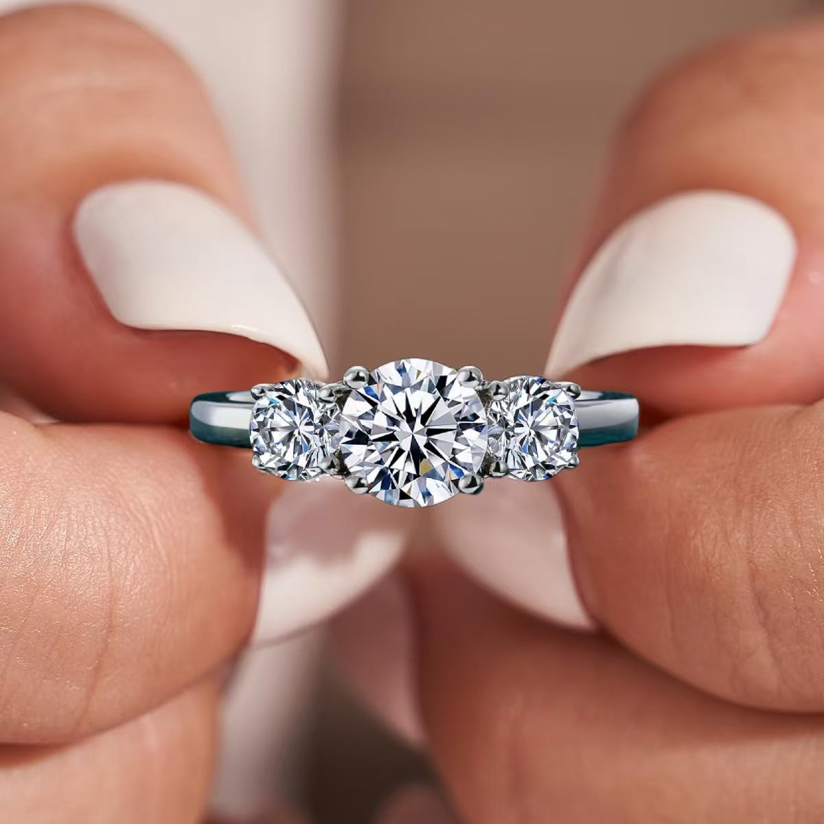 Hot-Selling Copper Moissanite Ring: Elegant Three-Stone Claw-Set Design – Perfect Fashion Jewelry Gift for Any Occasion