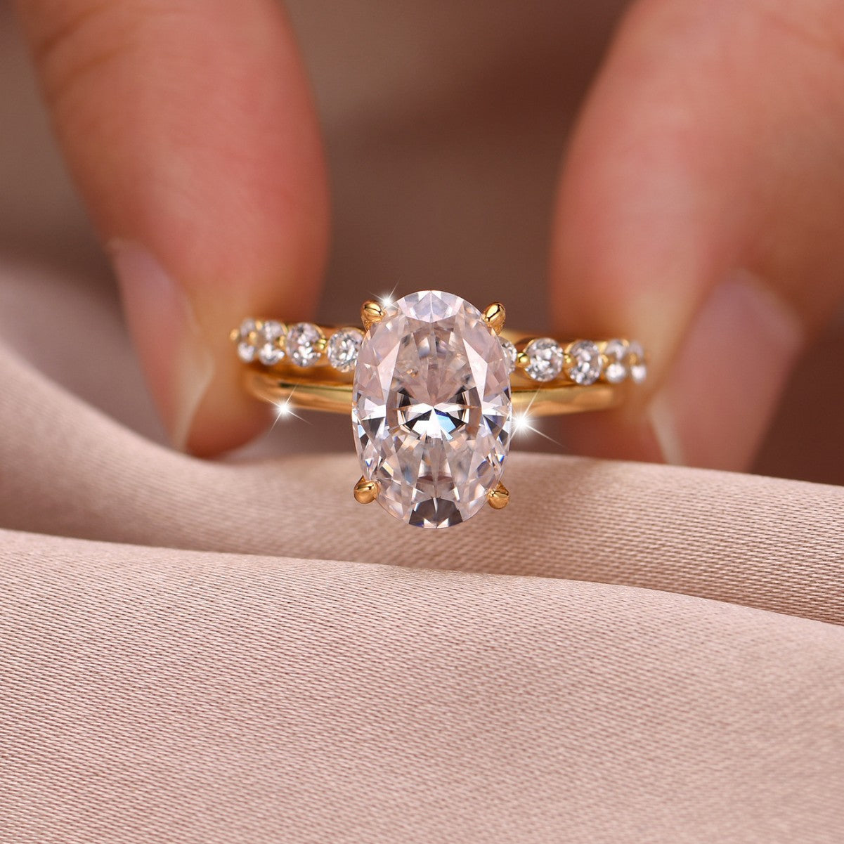 4.5ct D/VVS1 Moissanite engagement radiant Oval Cut Ring