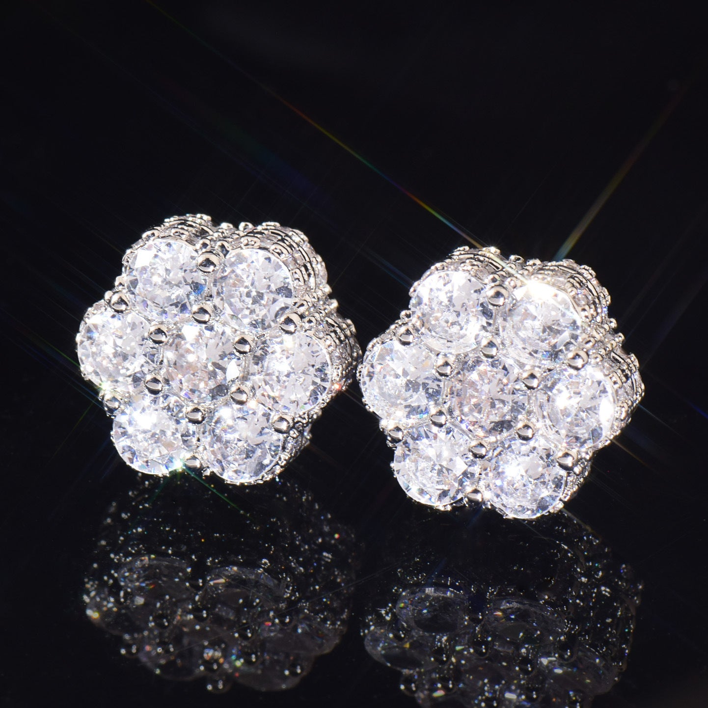 D-Color VVS Moissanite Flower Studs – Premium Synthetic Gemstone Cluster Earrings for Women, Elegant Gift Ready