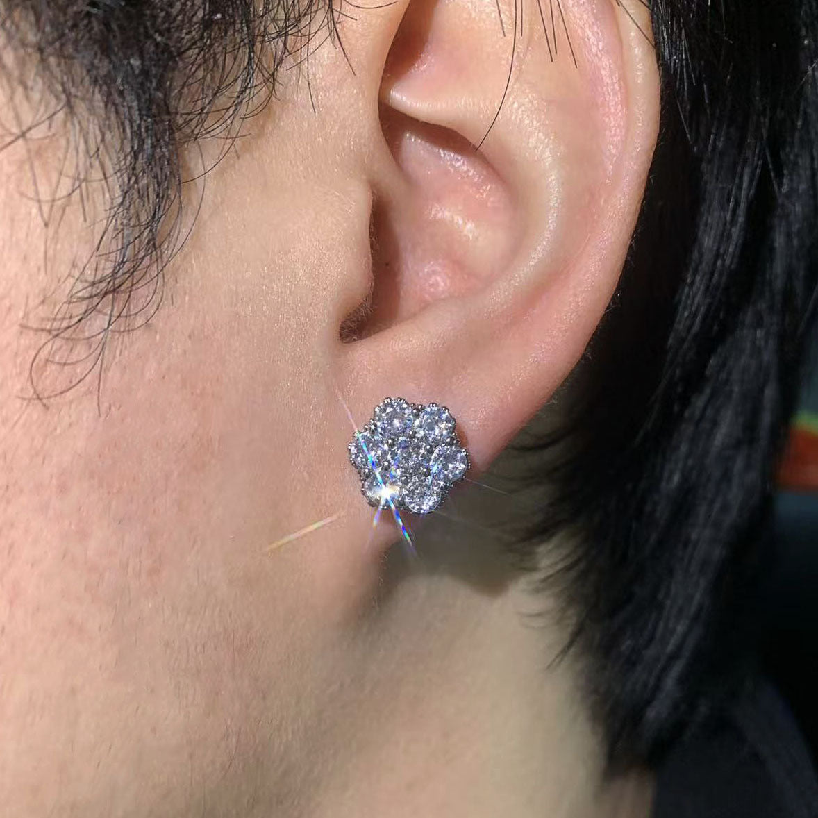 D-Color VVS Moissanite Flower Studs – Premium Synthetic Gemstone Cluster Earrings for Women, Elegant Gift Ready
