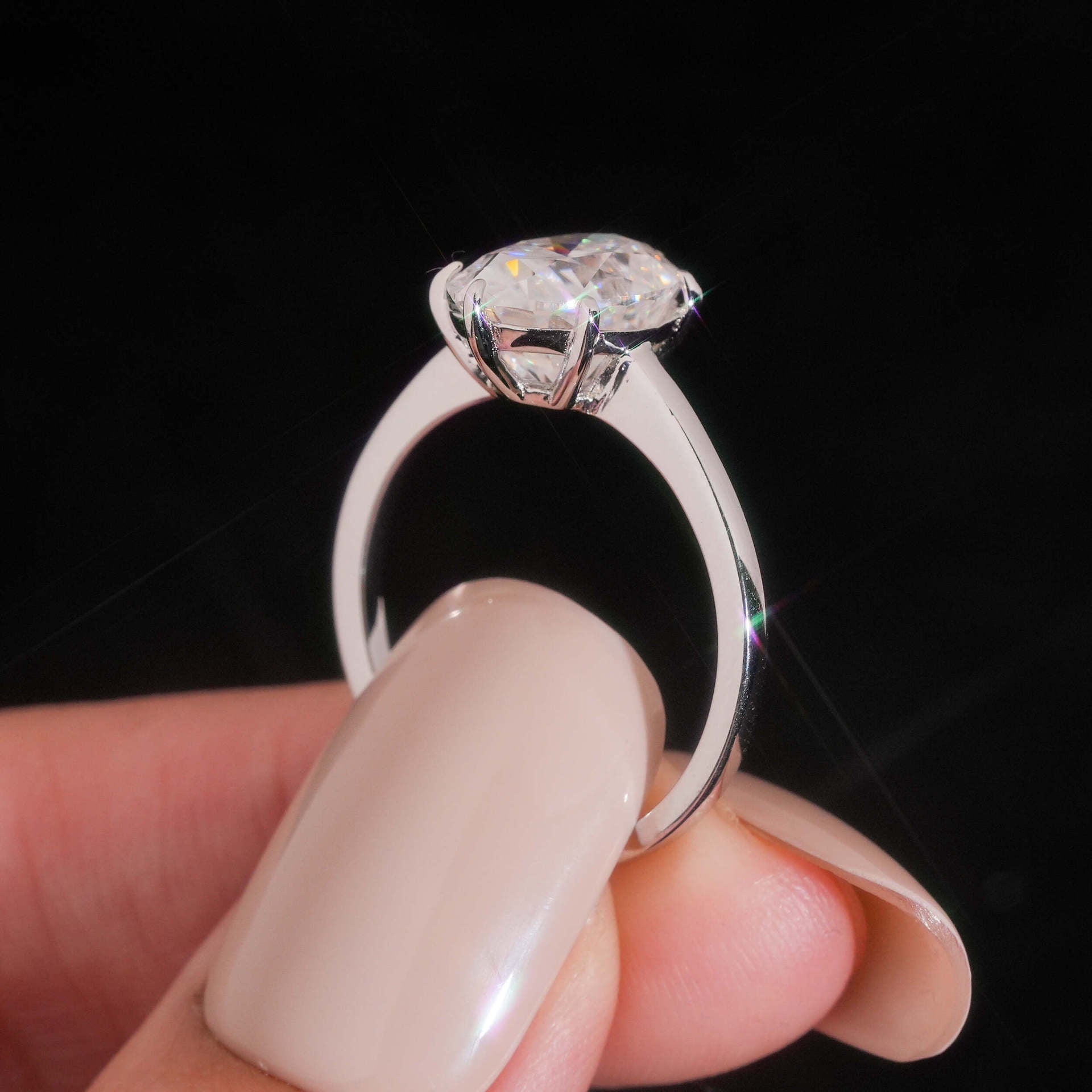 Elegant 925 Silver Oval Zircon Ring – Premium Crafted, Trendy Design, Perfect Birthday Gift for Women