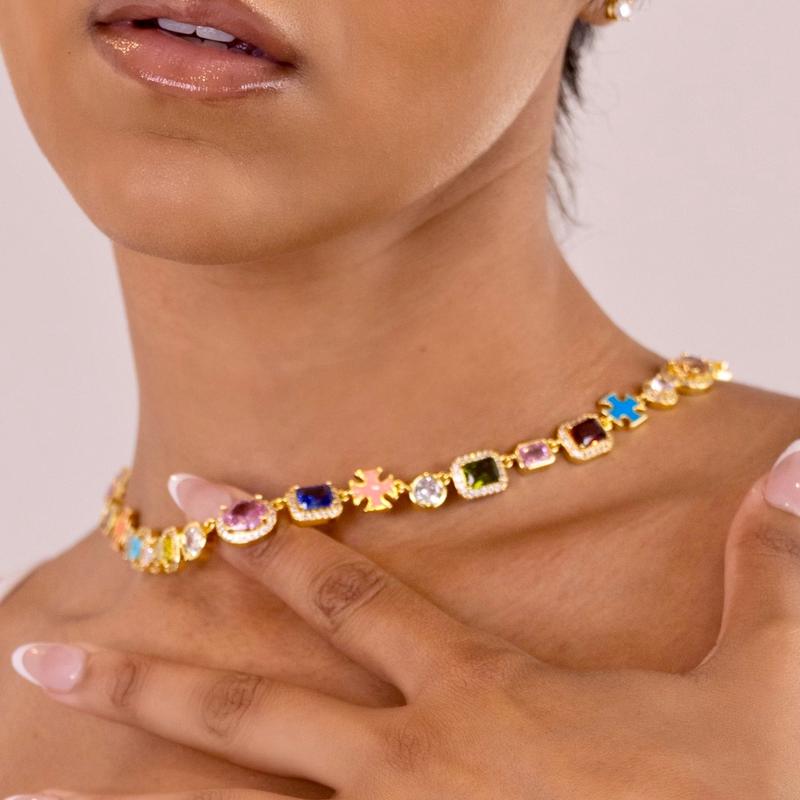 Trendy Unisex Gemstone Necklace: Elegant Natural Stone Pendant in Hypoallergenic Platinum & K-Gold